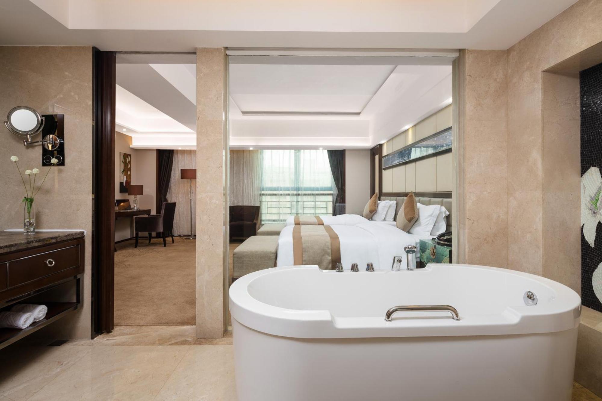 Maoming International Hotel المظهر الخارجي الصورة