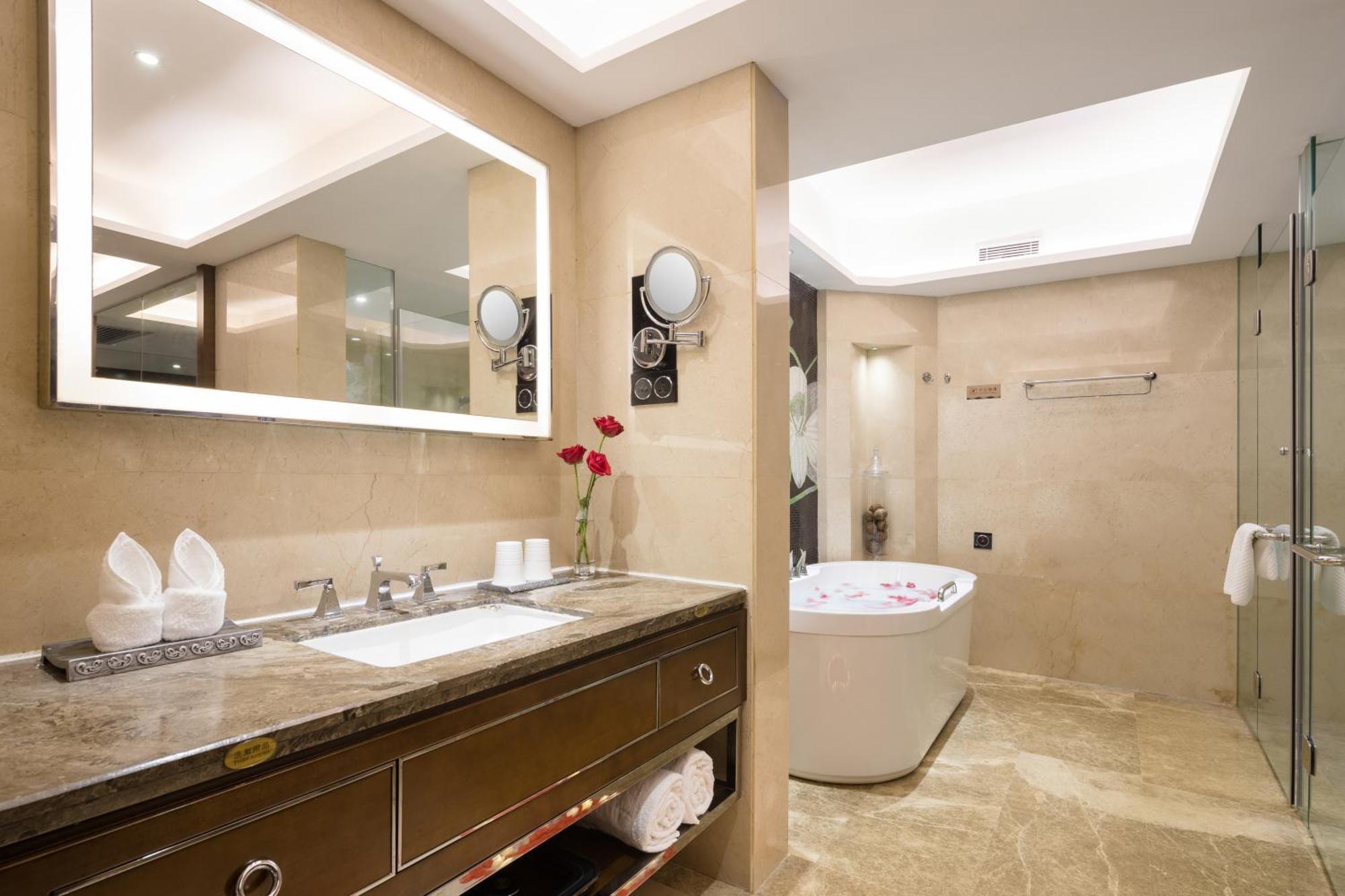 Maoming International Hotel المظهر الخارجي الصورة