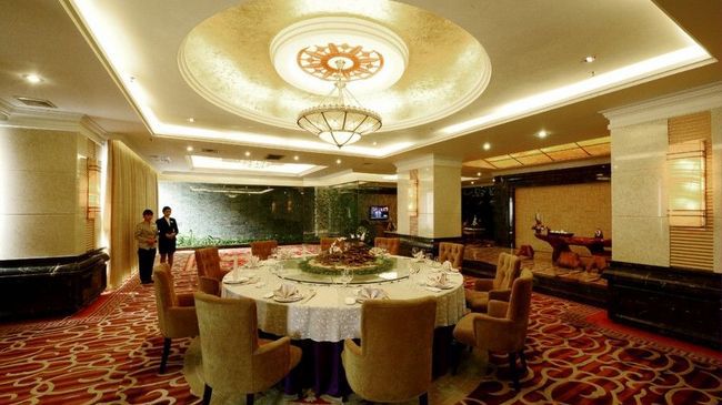 Maoming International Hotel المطعم الصورة